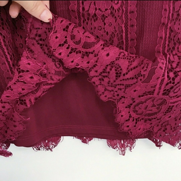 Eyeshadow Short Sleeve Lace Top Maroon Women's XS Keyhole Back Sheer Lined EUC - Picture 8 of 9